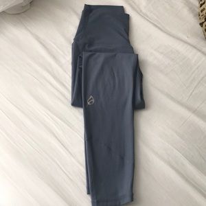 P’tula blue Alainah leggings